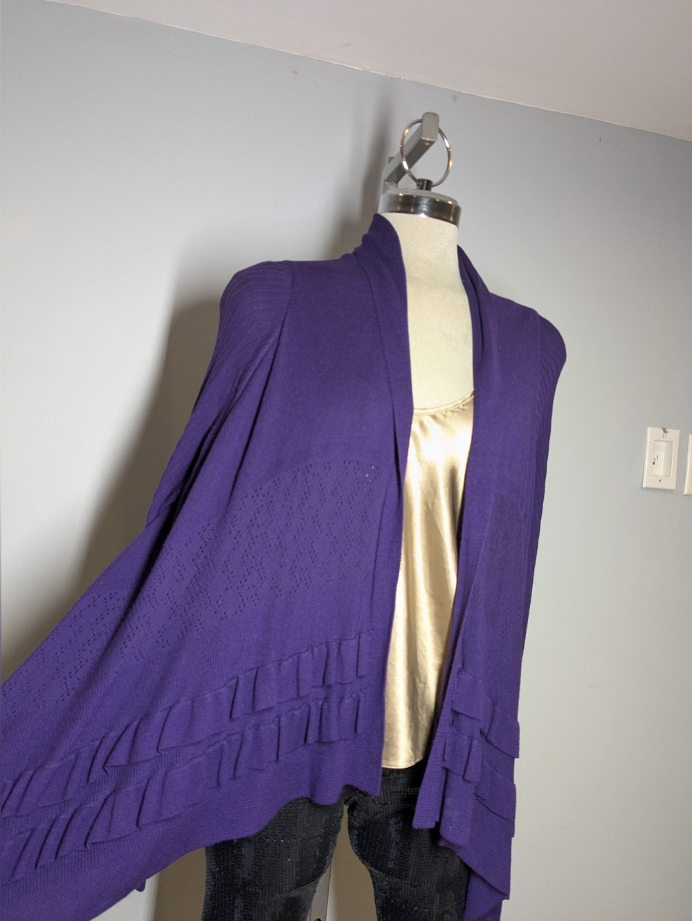 SPANNER Deep Purple Ruffled Open Cardigan Shrug